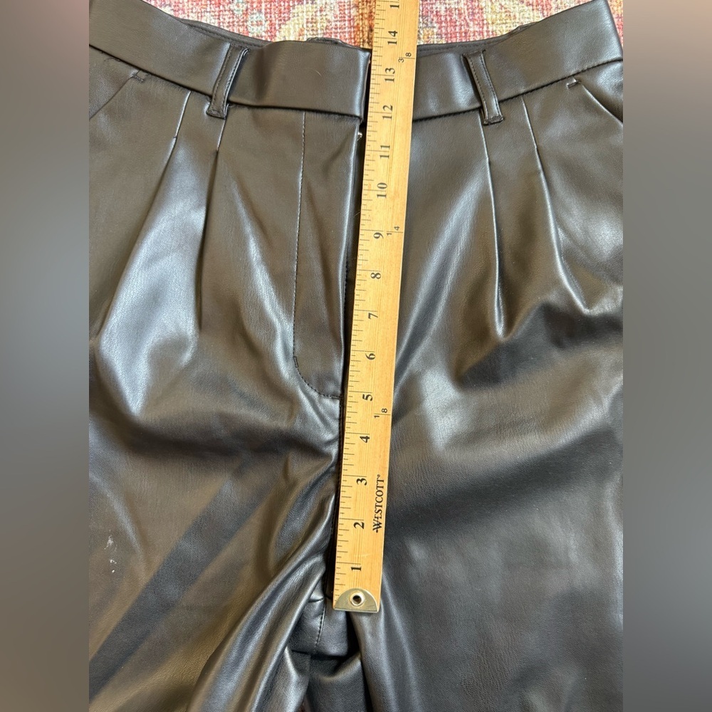 Abercrombie&Fitch Women’s Medium Curve Love Vegan Leather Pleated Sloan Trousers - Picture 10 of 10